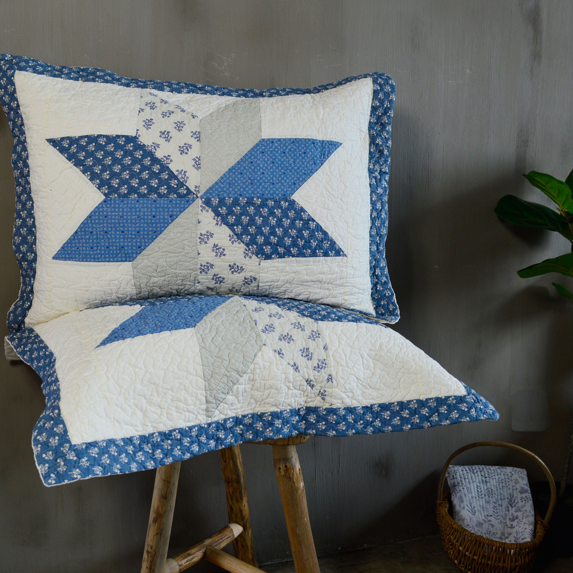 2pcs Blue Hand Stitch Finished Cotton Pillow Sham Set - Luxuries Floral Pattern - All Season Shabby Chic Country Bedding for Home, Cabin, RV, Guestroom and Bedroom